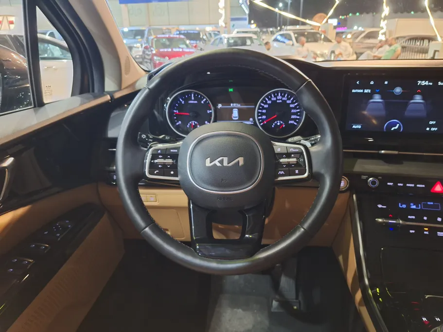 2023 Kia Carnival EX 