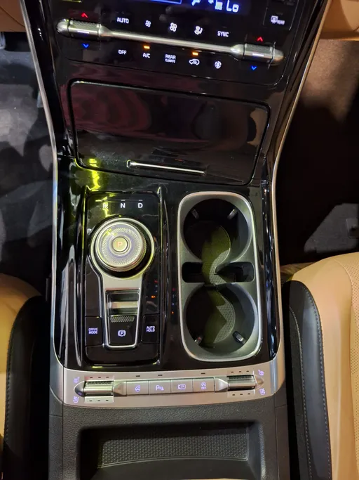 2023 Kia Carnival EX 