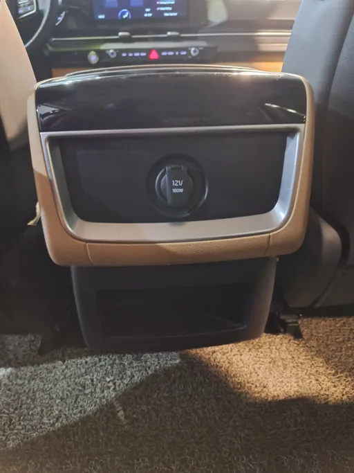 2023 Kia Carnival EX 
