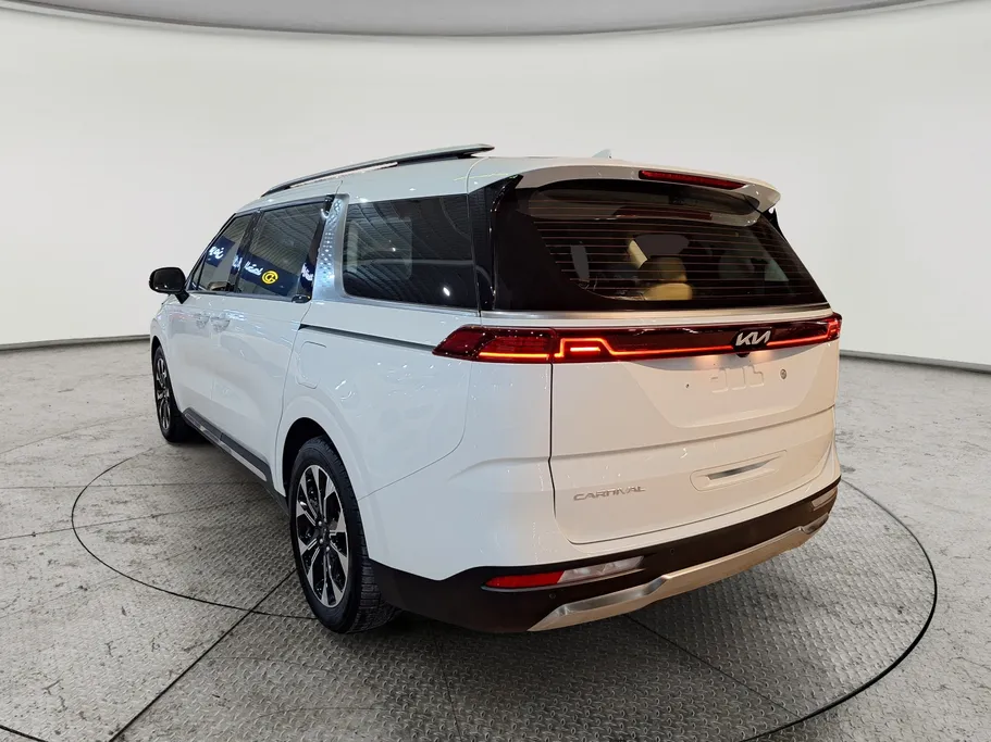 2022 Kia Carnival GL 