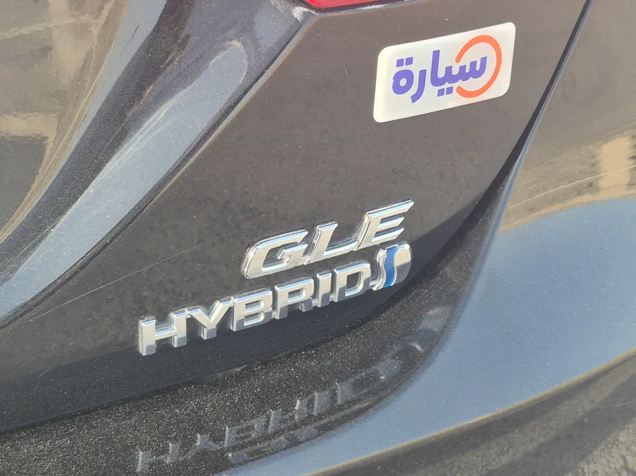 تويوتا كامري GLE HEV  2020 