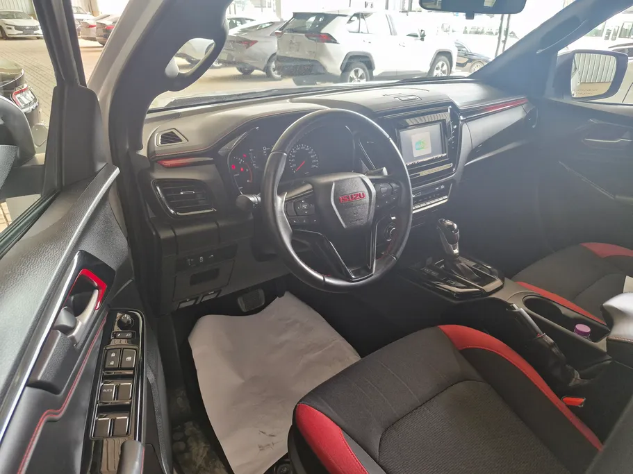 ايسوزو دي ماكس GT 2024 