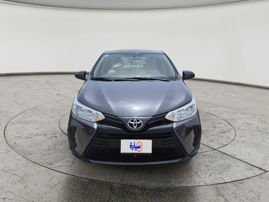 2022 Toyota Yaris  Y 