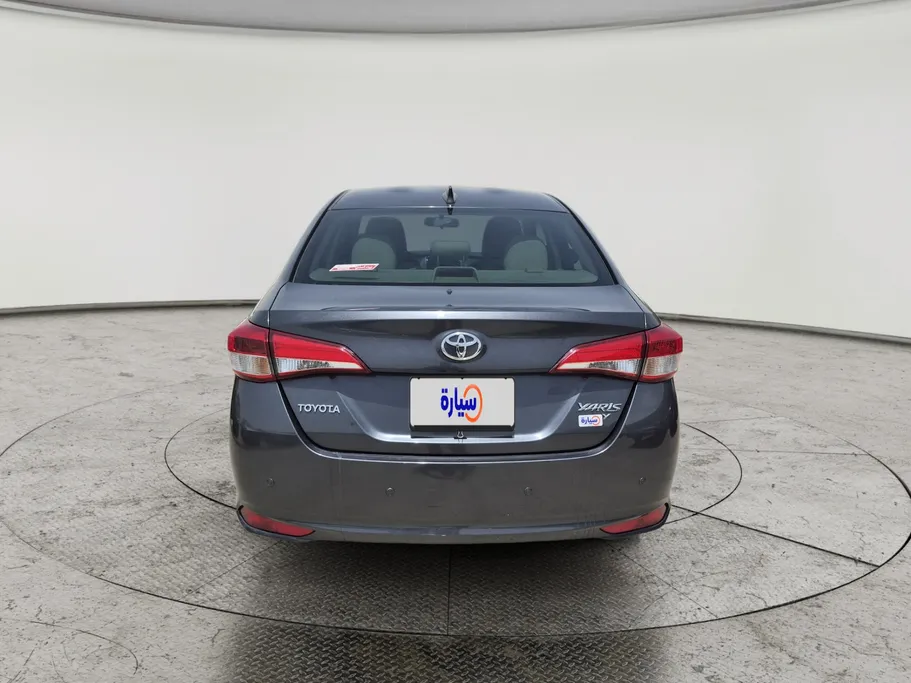 2022 Toyota Yaris  Y 