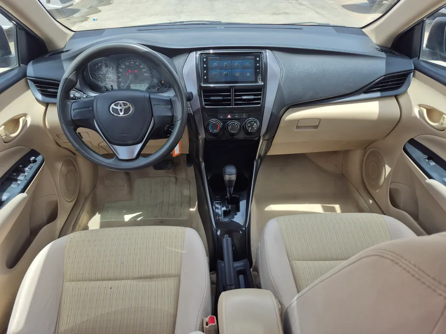 2022 Toyota Yaris  Y 