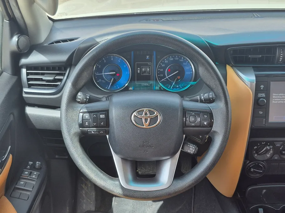 2022 تويوتا Fortuner GX2 4x4 