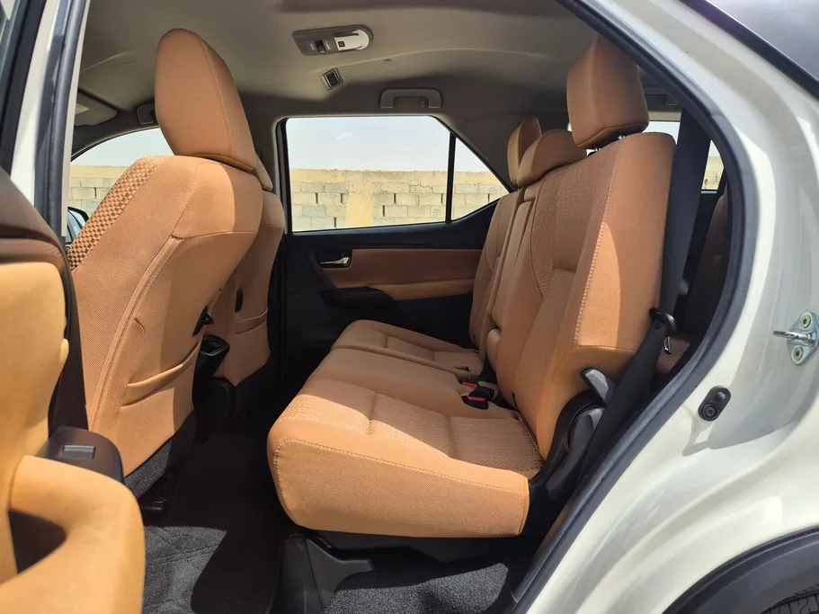 2022 تويوتا Fortuner GX2 4x4 