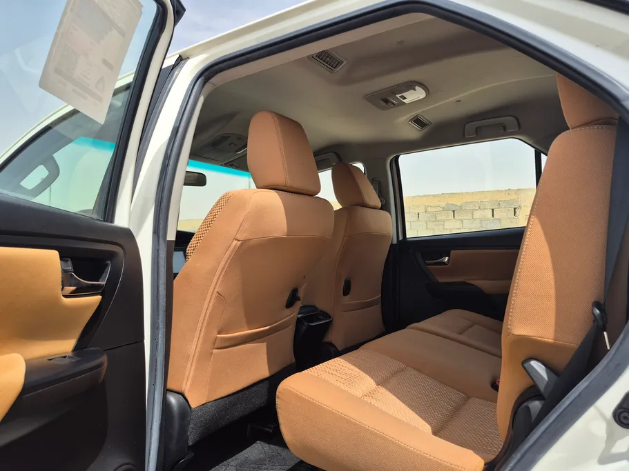 2022 تويوتا Fortuner GX2 4x4 