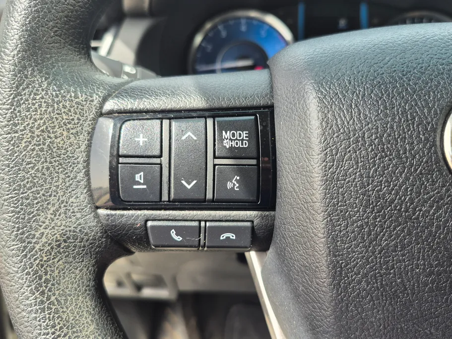 2022 تويوتا Fortuner GX2 4x4 