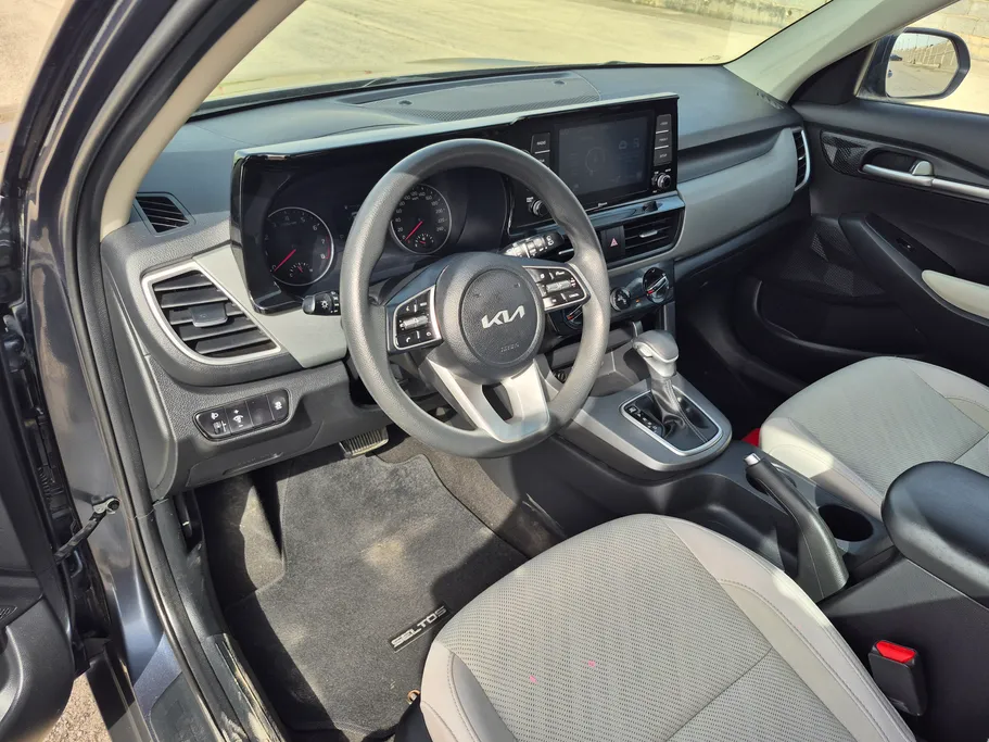 2023 Kia Seltos LX 