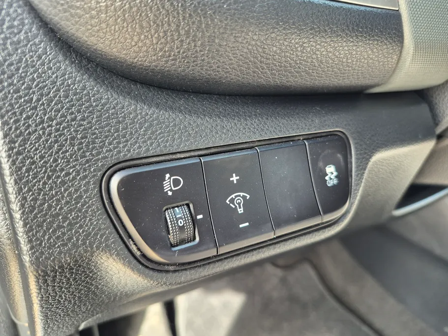 2023 Kia Seltos LX 