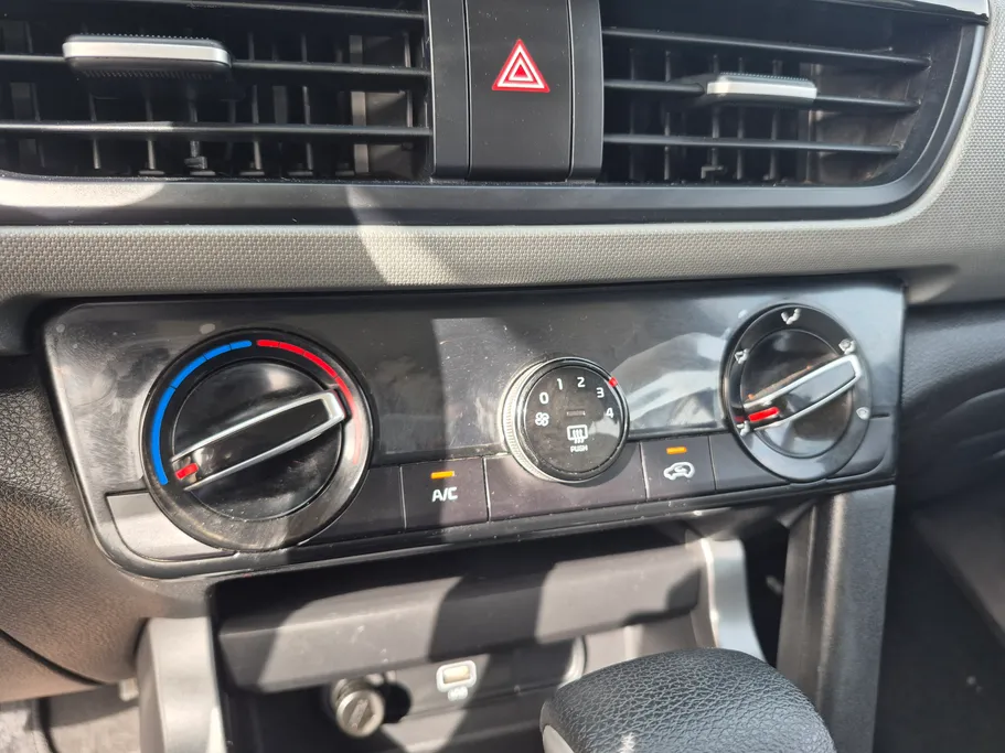 2023 Kia Seltos LX 