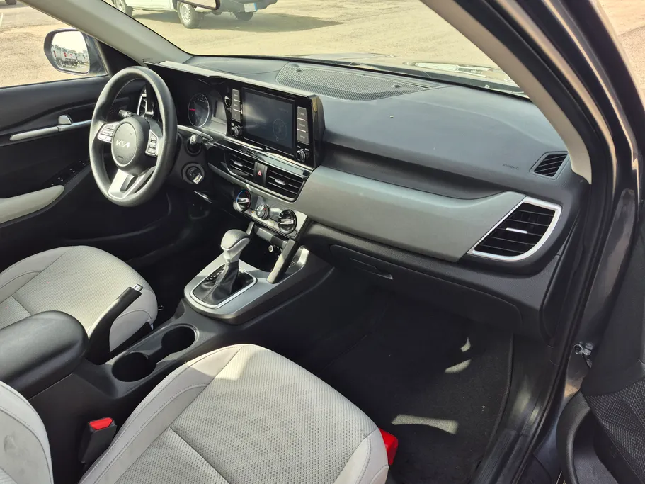 2023 Kia Seltos LX 