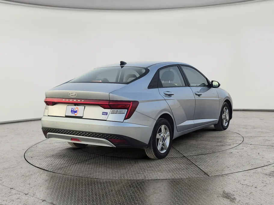 2024 Hyundai Accent Fleet 