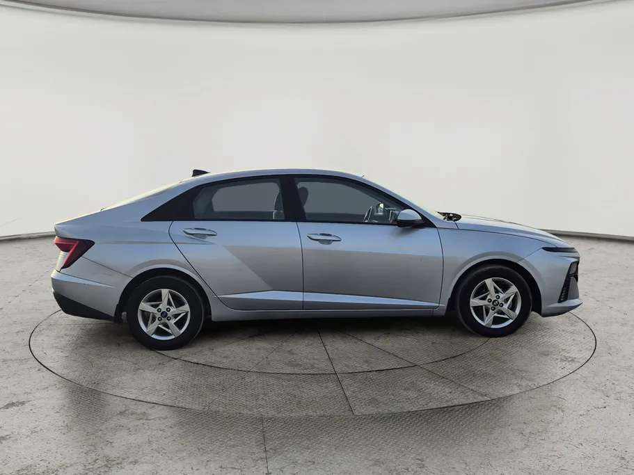 2024 Hyundai Accent Fleet 