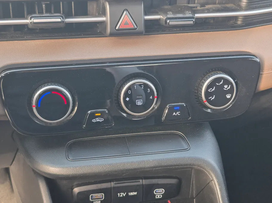 2024 Hyundai Accent Fleet 