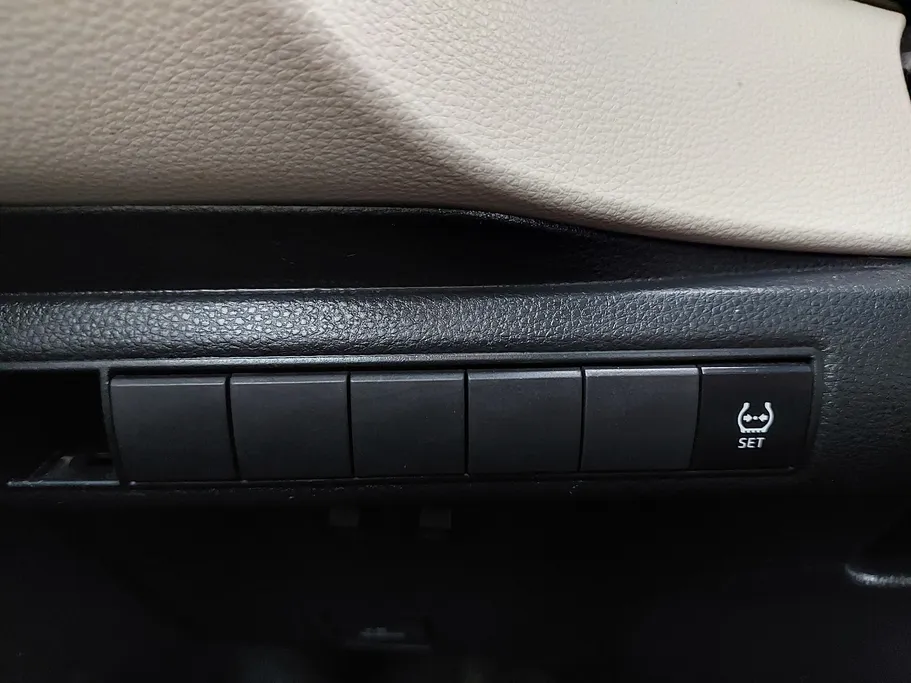 2024 Toyota Corolla XLI 