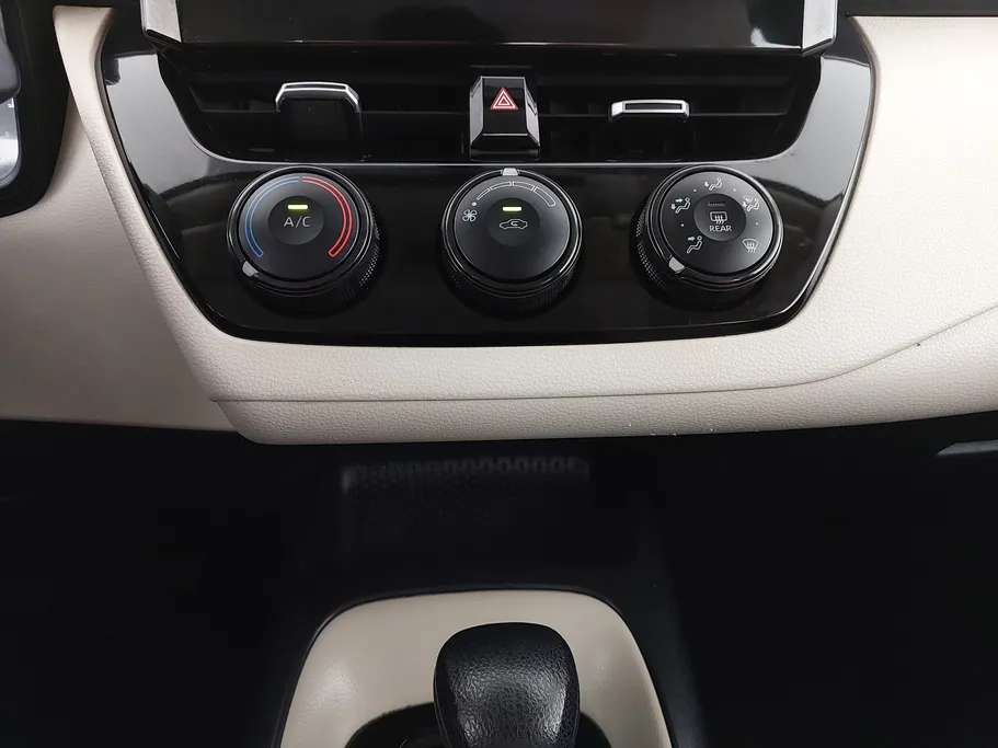 2024 Toyota Corolla XLI 