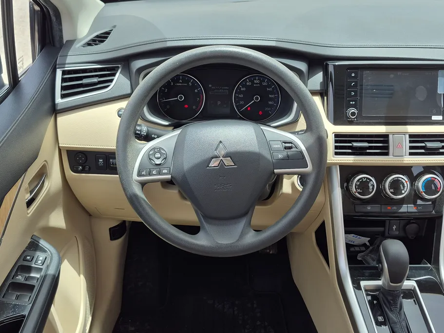 ميتسوبيشي إكسباندر HL 2023 