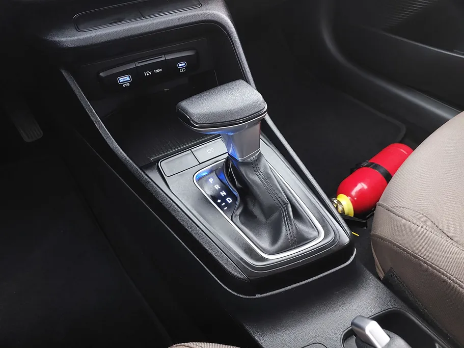 2024 Hyundai Accent Fleet 