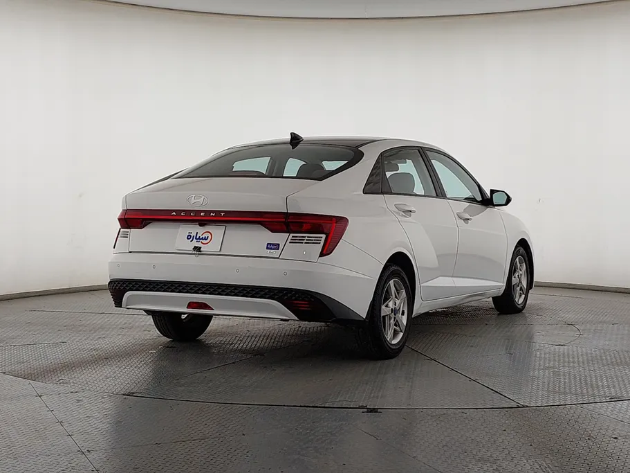 2024 Hyundai Accent Fleet 