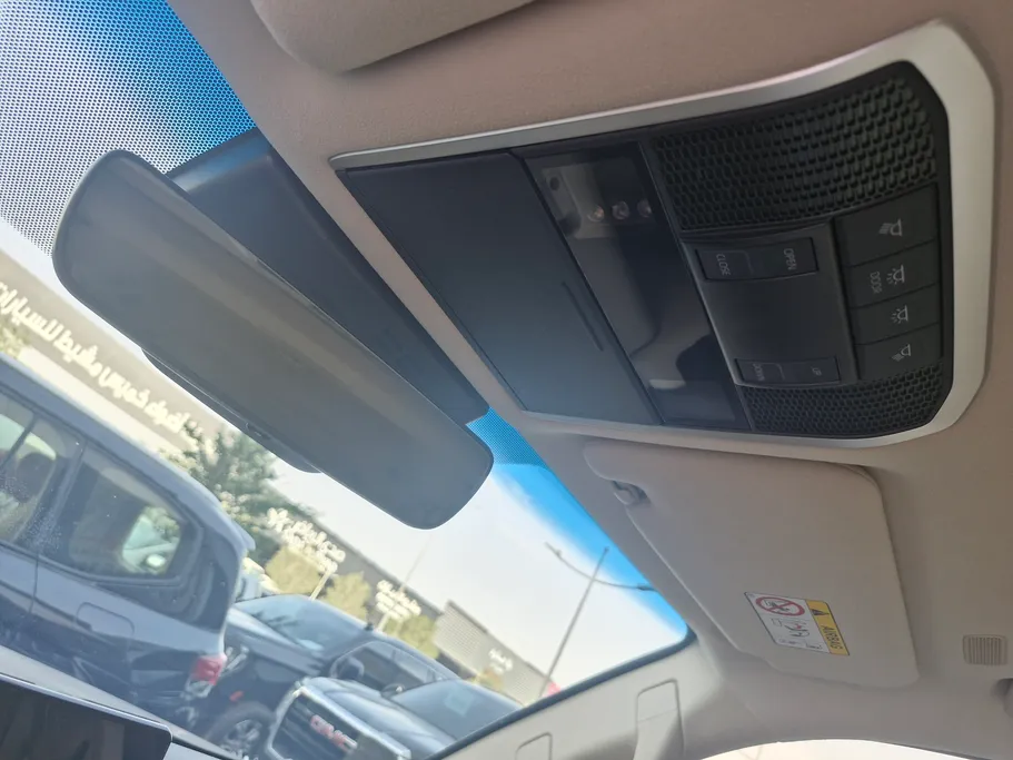 تويوتا لاندكروزر GXR3 2025 