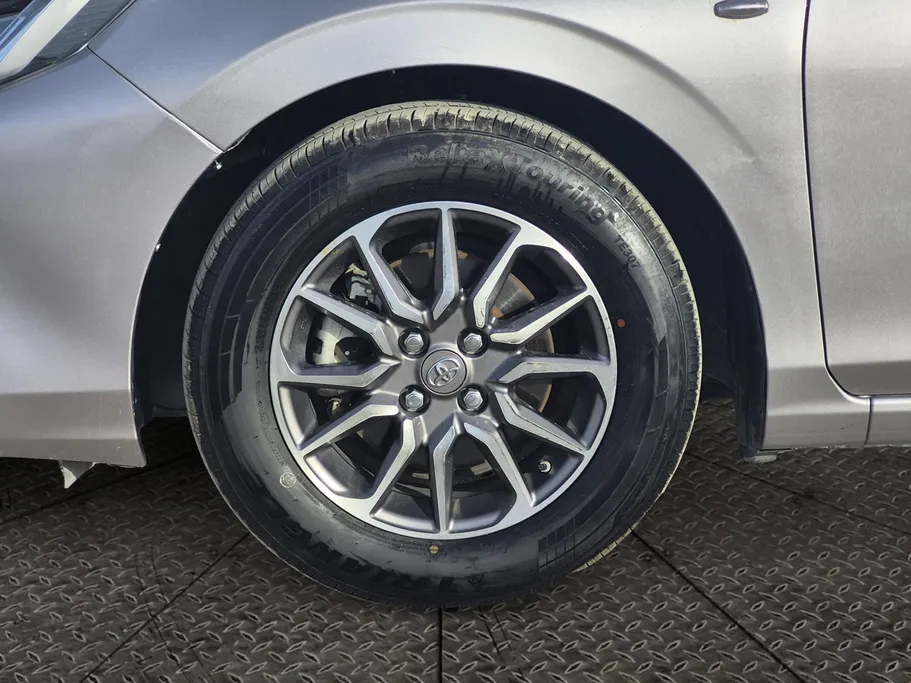 2024 Toyota Yaris  Y 
