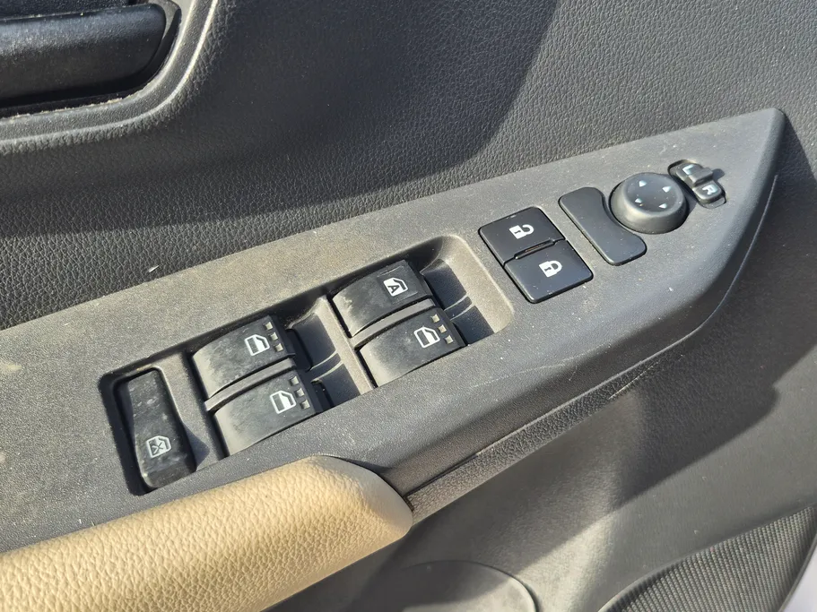 2024 Toyota Yaris  Y 