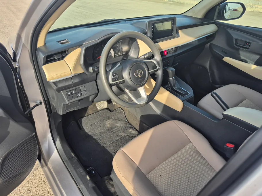 2024 Toyota Yaris  Y 