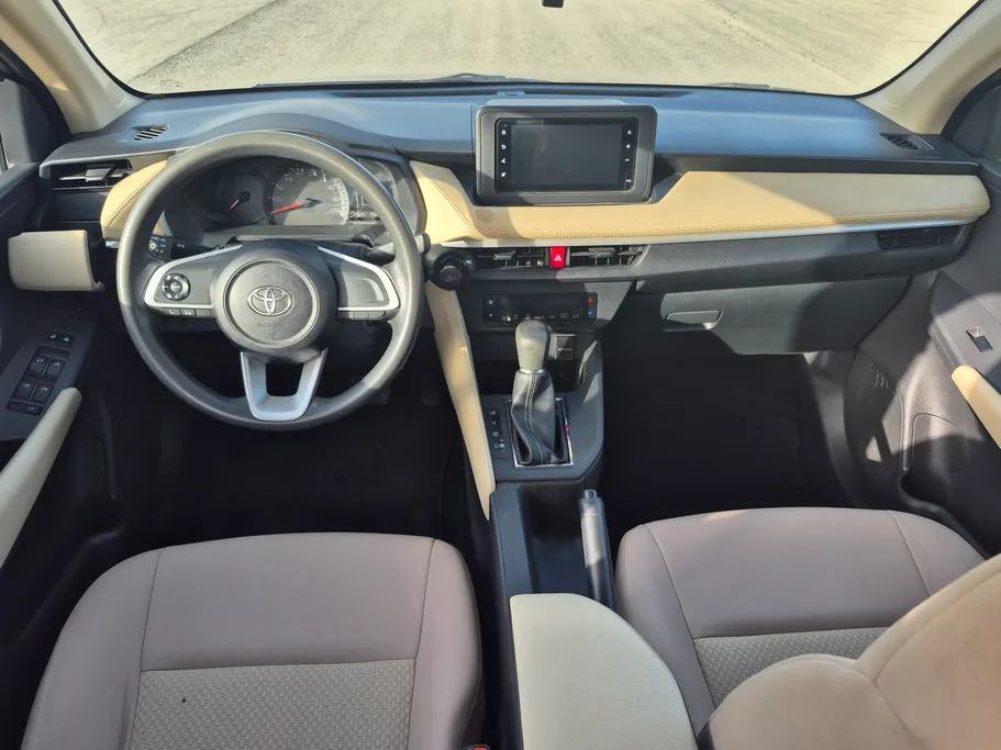 2024 Toyota Yaris  Y 