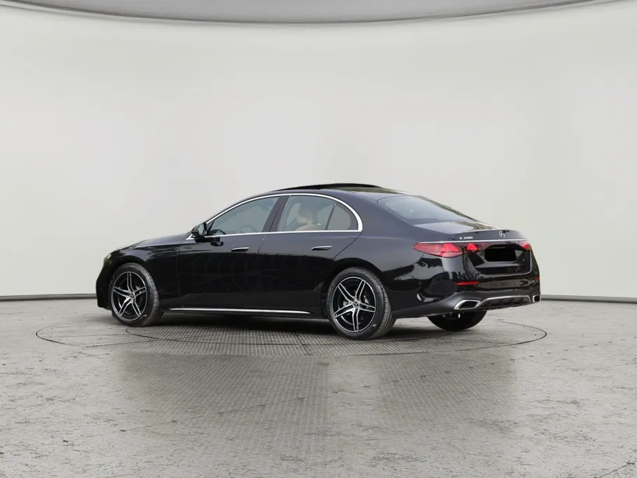 2026 Mercedes E 200 