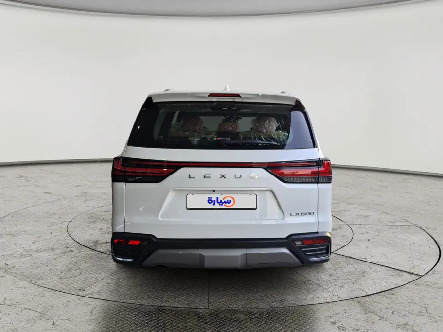 2025 Lexus LX 600 