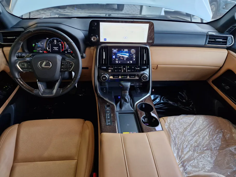 2025 Lexus LX 600 