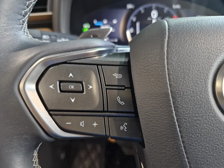 2025 Lexus LX 600 