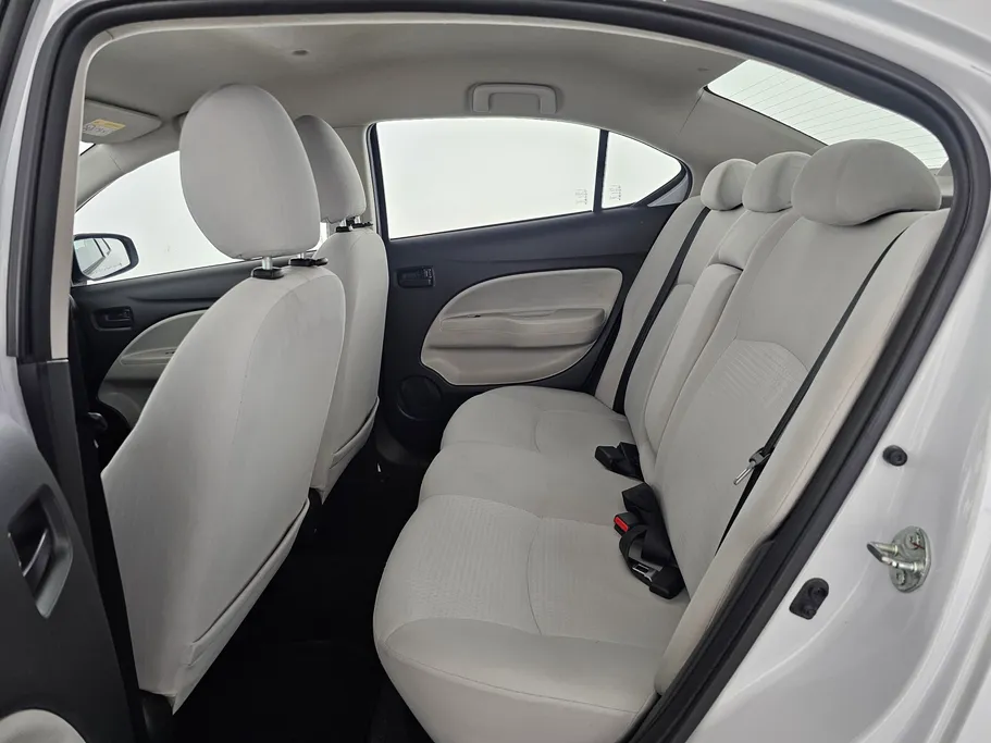 2021 Mitsubishi Attrage GLX LL 