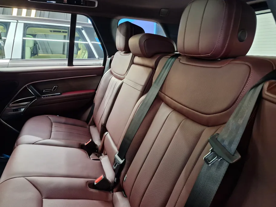 2026 Land Rover Range Rover HSE 