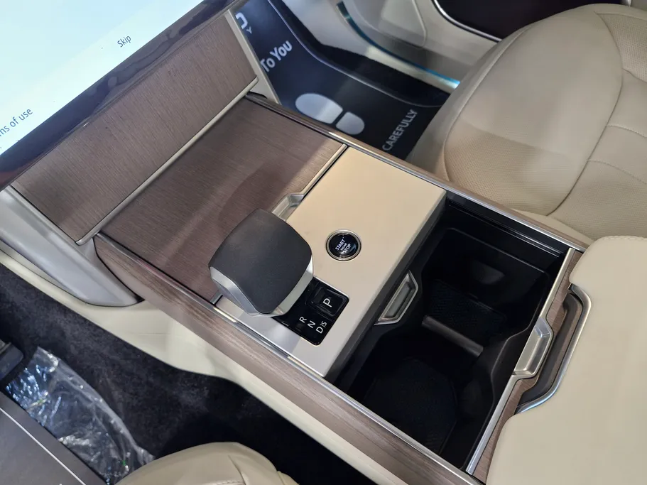 2026 Land Rover Range Rover HSE 