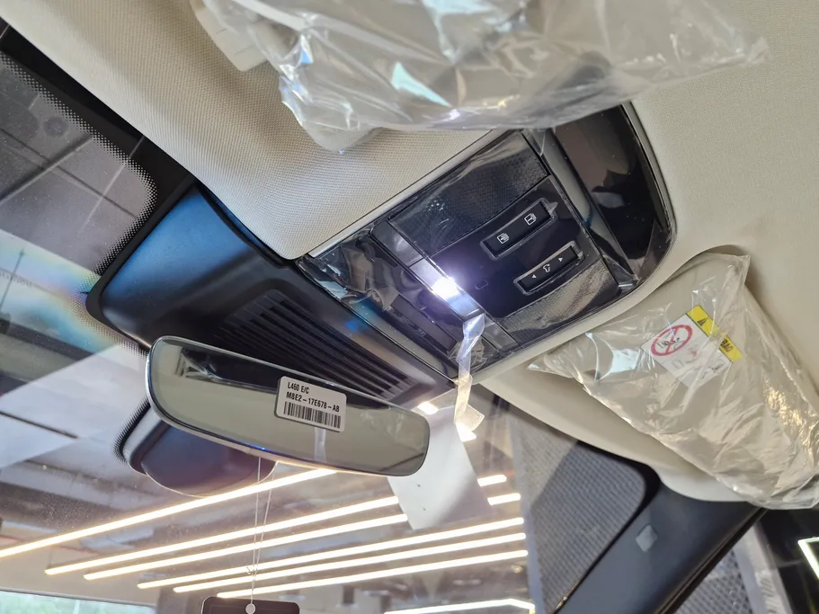 2026 Land Rover Range Rover HSE 