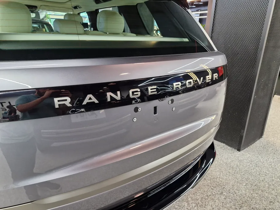 2026 Land Rover Range Rover HSE 