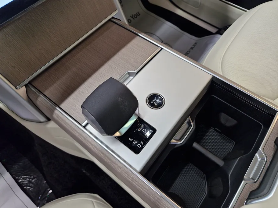 2026 Land Rover Range Rover HSE 