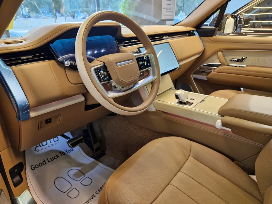2025 Land Rover Range Rover Autobiography  