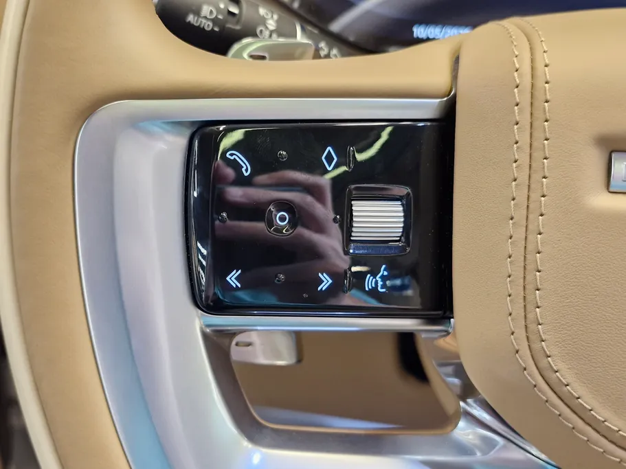 2025 Land Rover Range Rover Autobiography  