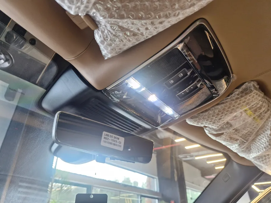 2026 Land Rover Range Rover Autobiography  