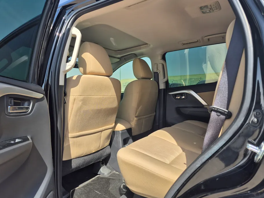 ميتسوبيشي باجيرو GLS 5Doors 2025 