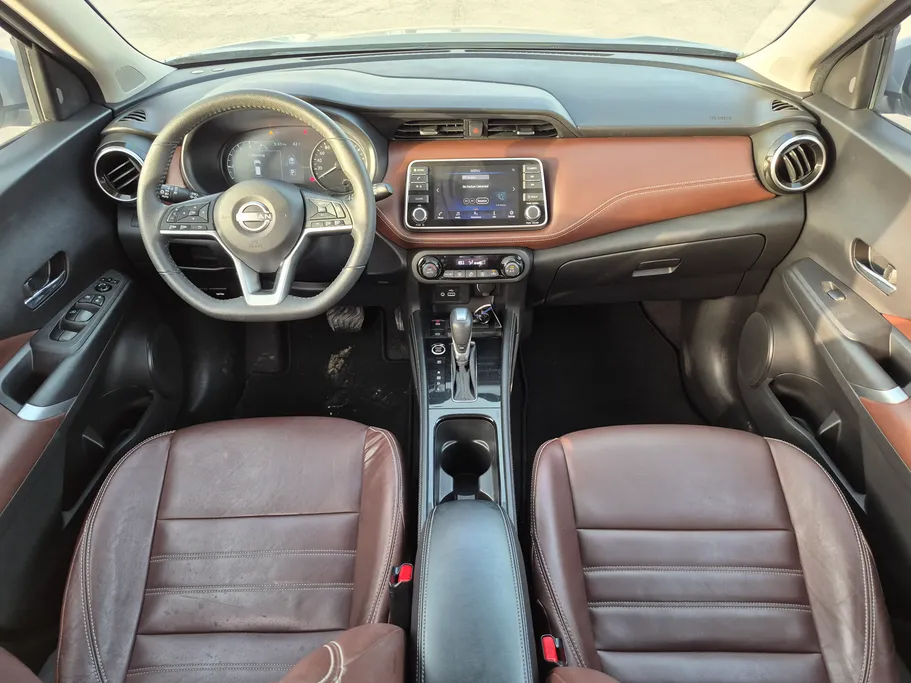 2023 Nissan Kicks SL 