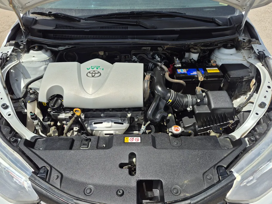 2021 Toyota Yaris  Y 