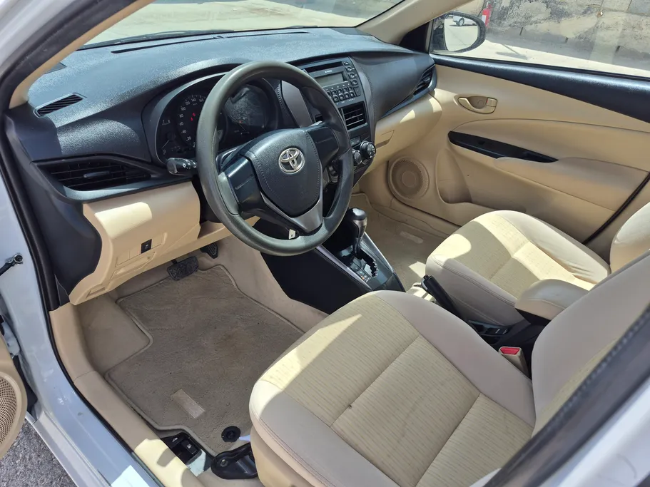 2021 Toyota Yaris  Y 