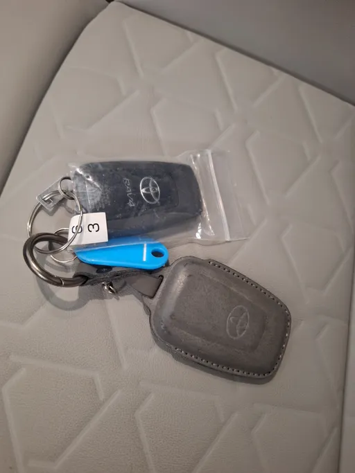 2025 Toyota RAV4 GLE 