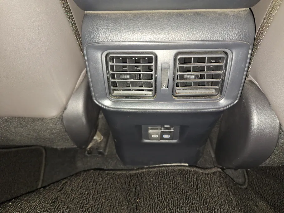 2025 Toyota RAV4 GLE 