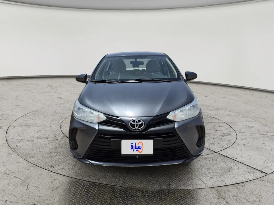 2022 Toyota Yaris  Y 